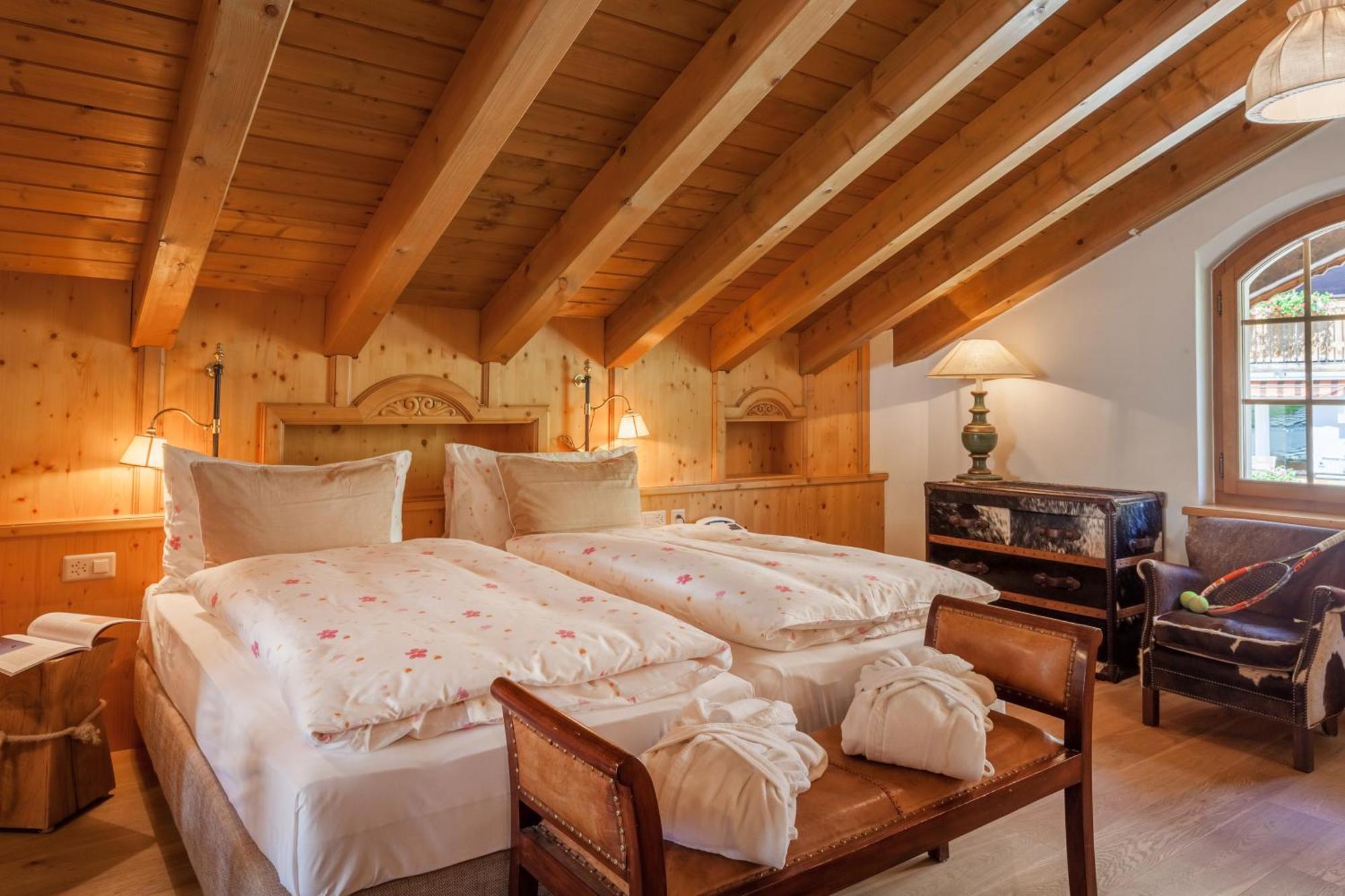 Hotel Berghof Zermatt Exteriör bild