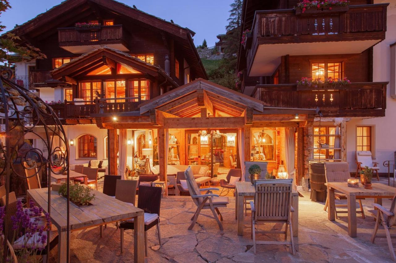 Hotel Berghof Zermatt Exteriör bild
